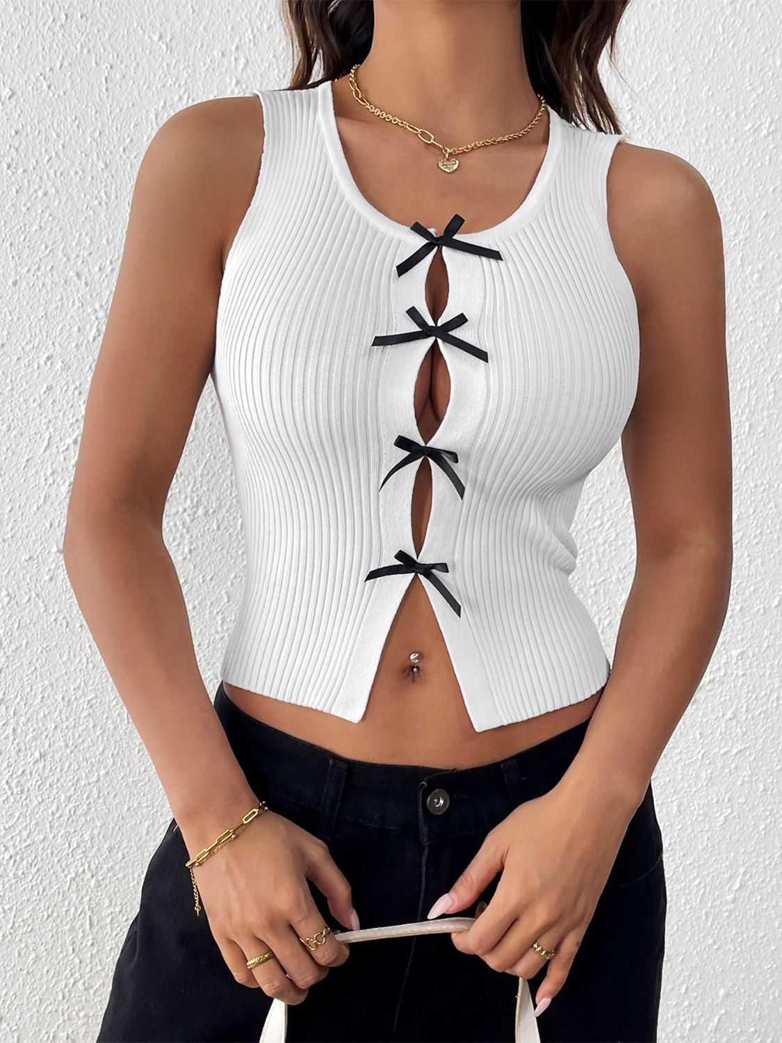 Eleonora - Bow Front Round Neck Tank med snygg design