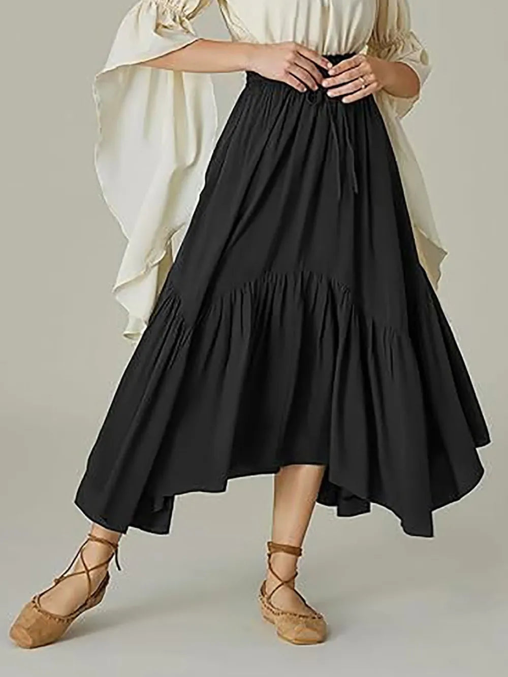 Isabella - Smocked Waist Band Ruched Layered Skirt med stilren design