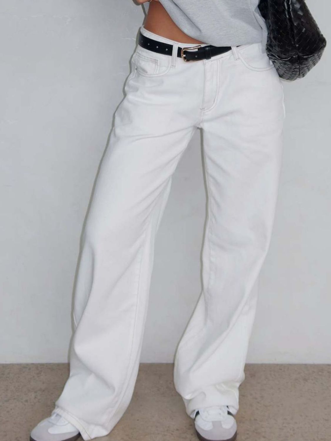 Lova - Bekväma wide leg jeans med fickor och stil