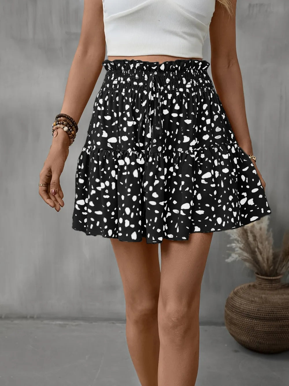 Sofia - Frill Tied Printed Mini Skirt med elegant detalj