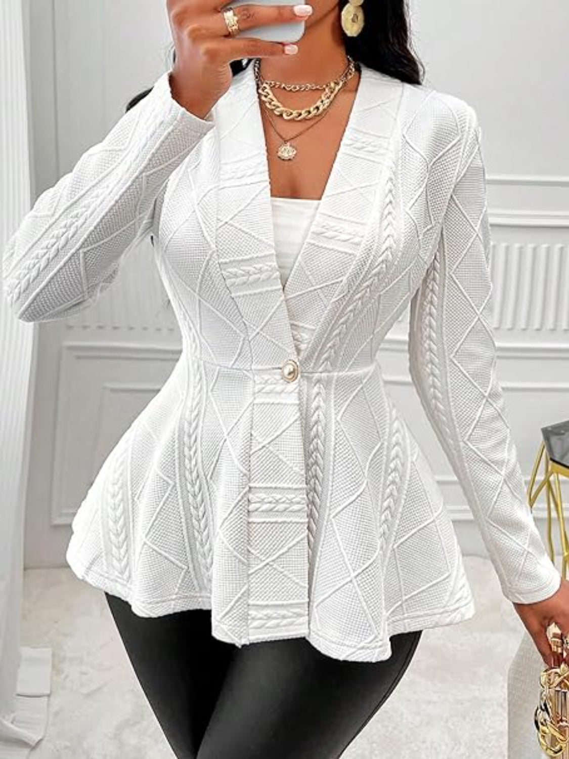 Maja - One Button Textured Peplum Cardigan med modern stil