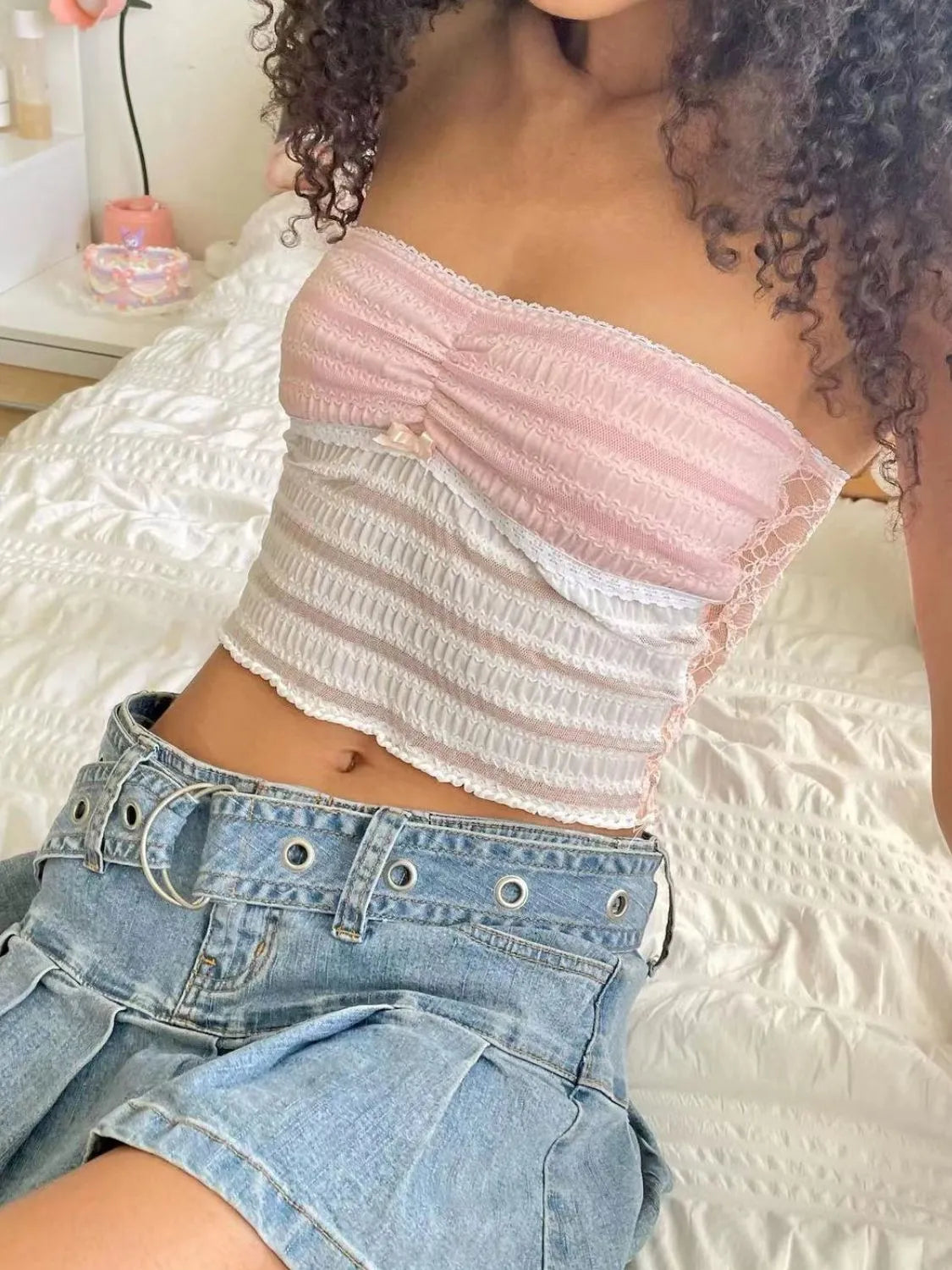 Bianca - Charmig Lace Tube Top med justerbar passform