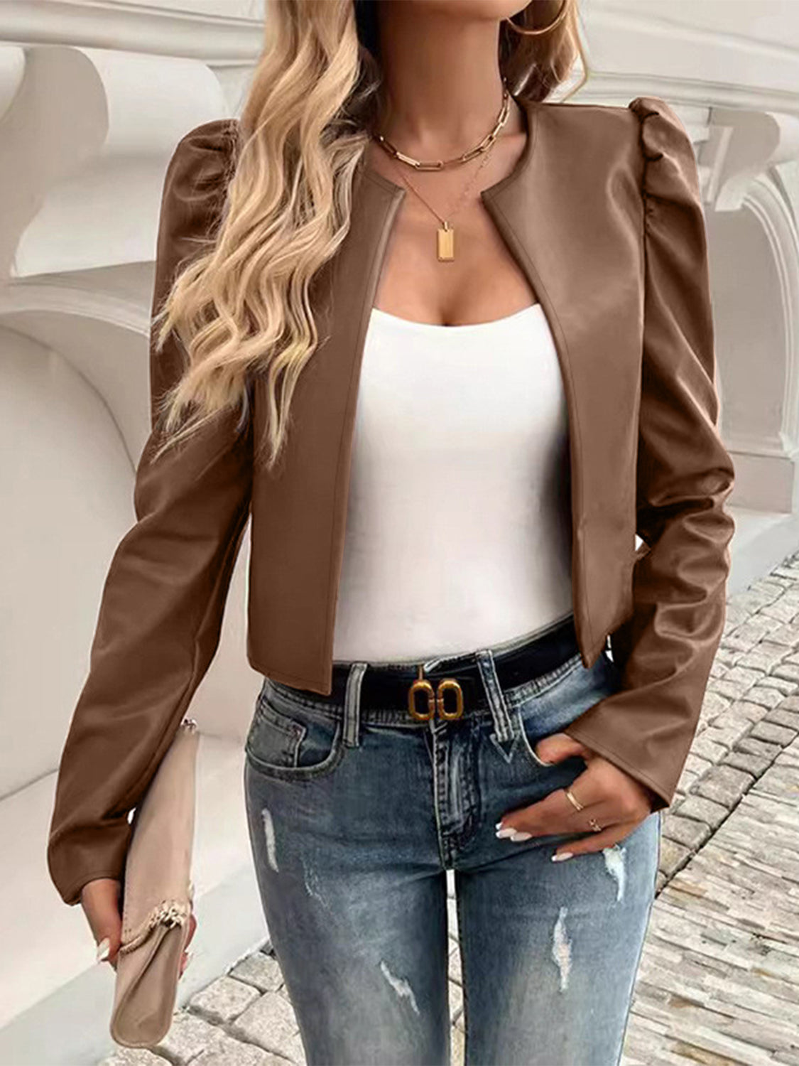 Ivy – PU-läderjacka med öppen front och puffärmar i stilfull design