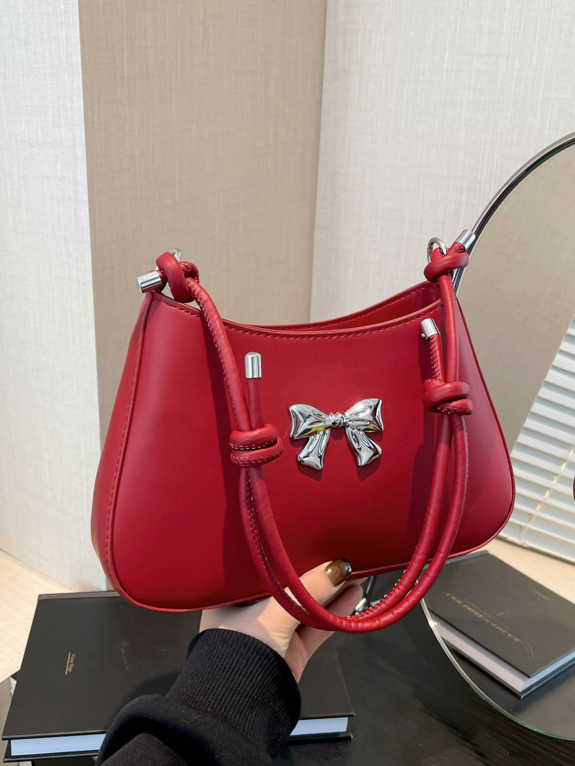 Agnes - Snygg Bow PU Leather Knotted Strap Handbag